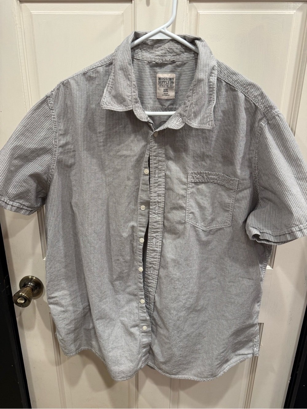 Mossimo Supply Co. Men's Short Sleeve Button-Up Shirt - Gray Pinstripe